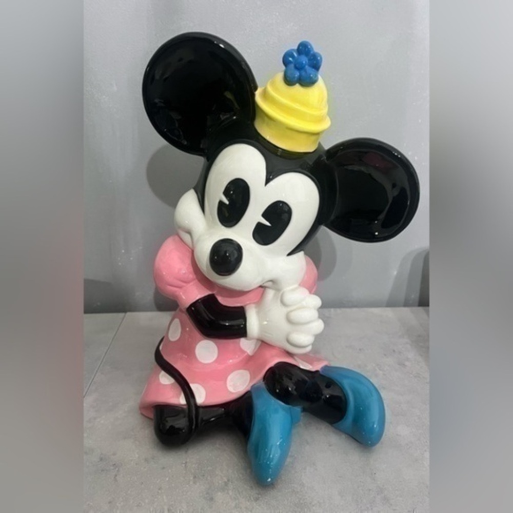VINTAGE | DISNEY | Large 11" Vintage Pie Eyed Sitting Minnie Mouse Ceramic Model